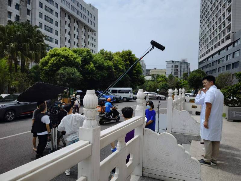 江干区广告片拍摄公司低成本实现高规格制作的诀窍